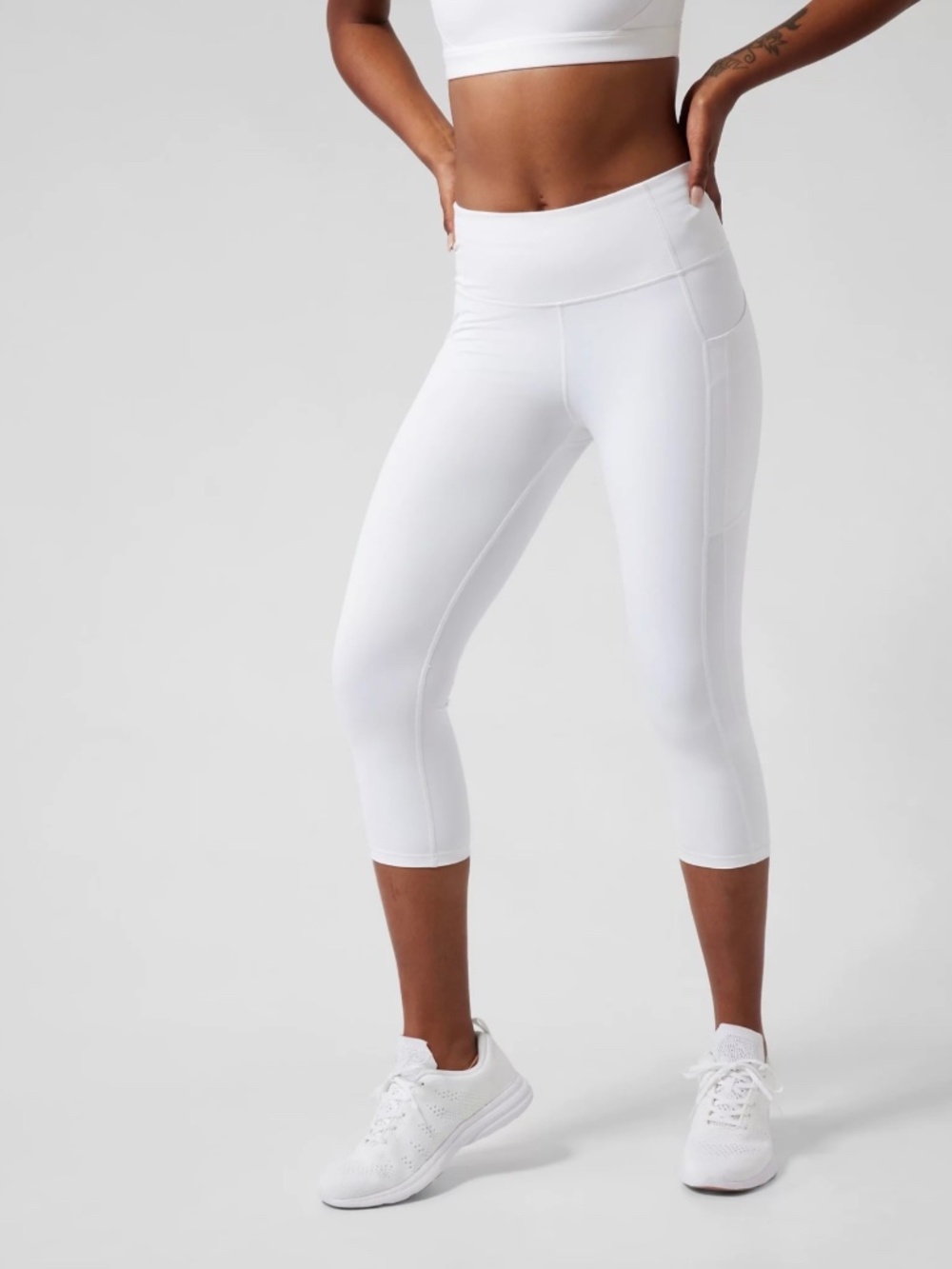 Athleta Ultimate Stash II Capri Leggings White Size Large